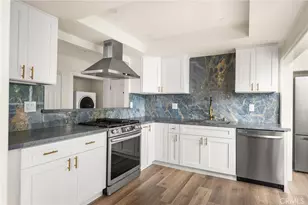 17110 Bluewater Ln, Huntington Beach, CA 92649 - Photo 20