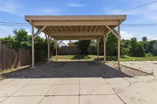 2042 W 75th St, Los Angeles, CA 90047 - Photo 28
