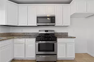 8217 Laurel Canyon Blvd, North Hollywood, CA 91605 - Photo 6