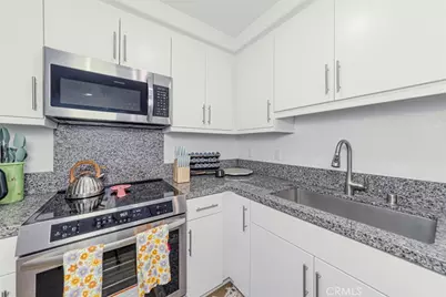 7395 Olive Grove St, Riverside, CA 92507 - Photo 10