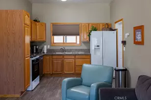 400 Dominy Dr, , CA 93545 - Photo 28