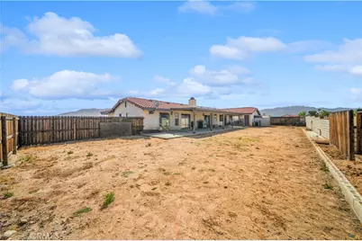 8058 Gaylop, Hesperia, CA 92345 - Photo 8