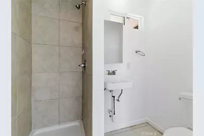 5712 5th Avenue, Los Angeles, CA 90043 - Photo 16