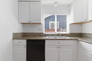 5712 5th Ave, Los Angeles, CA 90043 - Photo 10