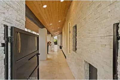 10 White Water Drive, Corona del Mar, CA 92625 - Photo 2