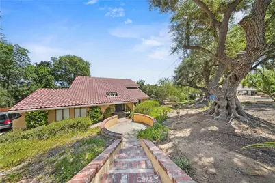 17007 Ranchero Road, Riverside, CA 92504 - Photo 6