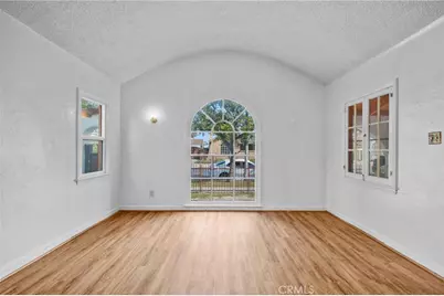914 E 83rd, Los Angeles, CA 90001 - Photo 10