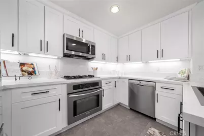 191 Lockford, Irvine, CA 92602 - Photo 8