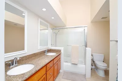 8192 Sandcove #204, Huntington Beach, CA 92646 - Photo 16