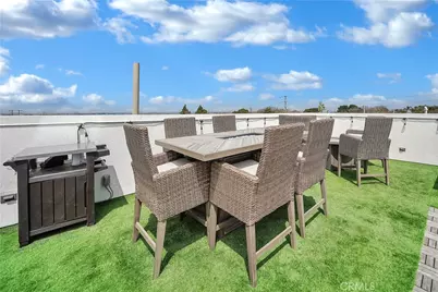 2105 Two Harbors Circle, Costa Mesa, CA 92627 - Photo 30