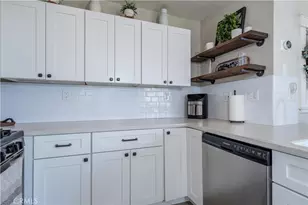 2552 Avenida Del Vista, Corona, CA 92882 - Photo 10