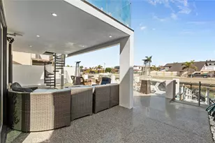 16742 Intrepid Ln, Huntington Beach, CA 92649 - Photo 40