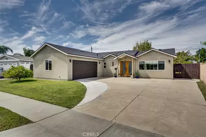 5441 Stardust, Huntington Beach, CA 92647 - Photo 1