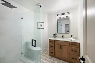 4 Odyssey Ct, Newport Beach, CA 92663 - Photo 18