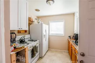 12127 216th, Hawaiian Gardens, CA 90716 - Photo 2