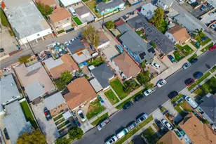 12127 216th, Hawaiian Gardens, CA 90716 - Photo 8