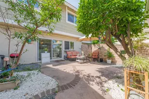8 Deodar, Irvine, CA 92604 - Photo 2
