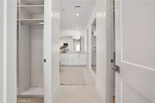 107 Orbit, Irvine, CA 92618 - Photo 32