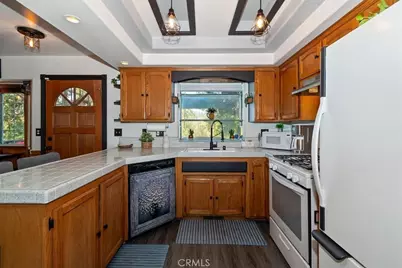 23559 Lake, Crestline, CA 92325 - Photo 12