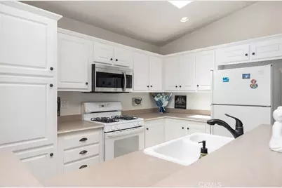 30802 Coast #G12, Laguna Beach, CA 92651 - Photo 16