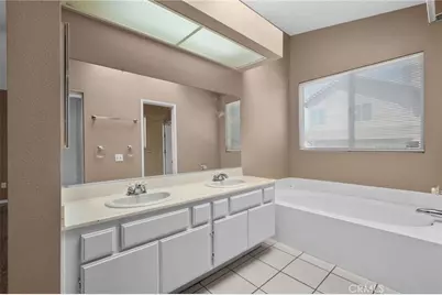 1926 Alta, Redlands, CA 92374 - Photo 16