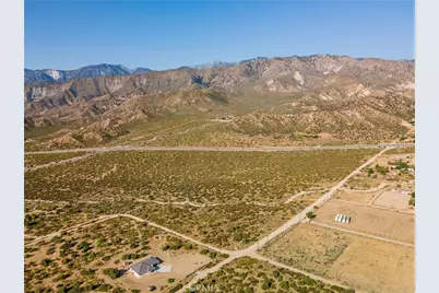 5916 Hwy 138, Phelan, CA 92371 - Photo 4