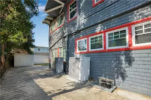 1527 S Wilton, Los Angeles, CA 90019 - Photo 52