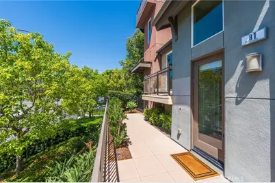 87 Waldorf, Irvine, CA 92612 - Photo 2