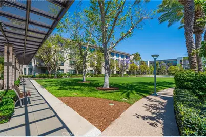 87 Waldorf, Irvine, CA 92612 - Photo 38