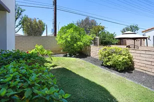 483 Klamath St, Corona, CA 92880 - Photo 4