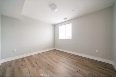 234 E 84th Street, Los Angeles, CA 90003 - Photo 22