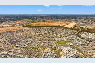 112 Sentosa, Irvine, CA 92618 - Photo 48