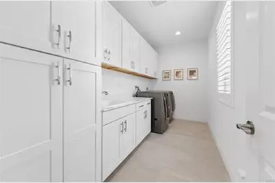 112 Sentosa, Irvine, CA 92618 - Photo 22