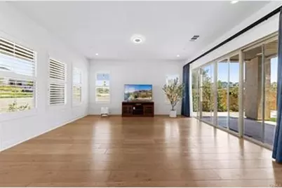 112 Sentosa, Irvine, CA 92618 - Photo 2