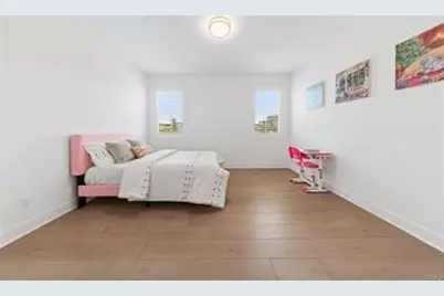 112 Sentosa, Irvine, CA 92618 - Photo 30