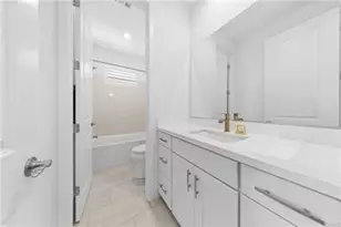 112 Sentosa, Irvine, CA 92618 - Photo 32