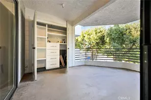 950 Cagney, Newport Beach, CA 92663 - Photo 38