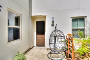 2071 Atlantic, Long Beach, CA 90806 - Photo 2