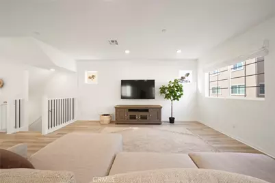 27658 S Heartwood Drive, San Pedro, CA 90732 - Photo 10