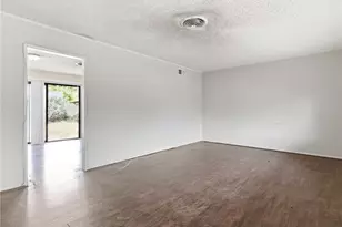 10127 Foothill Blvd, Sylmar, CA 91342 - Photo 24