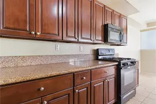 10127 Foothill Blvd, Sylmar, CA 91342 - Photo 8