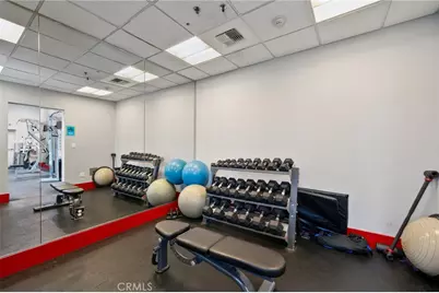 645 W 9th St #424, Los Angeles, CA 90015 - Photo 28