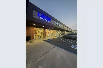 17908 Magnolia Avenue, Fountain Valley, CA 92708 - Photo 8