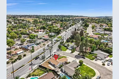 2111 Whitestone Drive, Riverside, CA 92506 - Photo 34