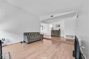 2111 Whitestone Dr, Riverside, CA 92506 - Photo 10