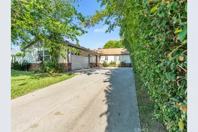 7318 Zelzah Avenue, Reseda, CA 91335 - Photo 30