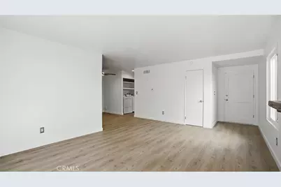 913 Woodlake Drive, Cardiff by the Sea, CA 92007 - Photo 8