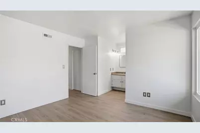 913 Woodlake Drive, Cardiff by the Sea, CA 92007 - Photo 24