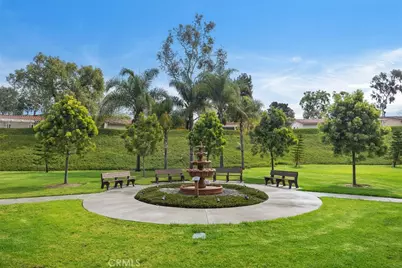 27792 Via Granados, Mission Viejo, CA 92692 - Photo 28