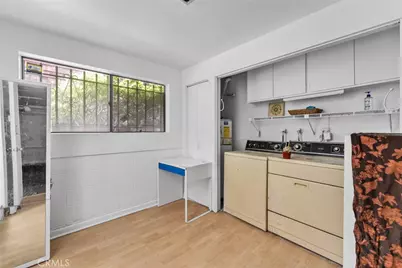 332 N 5th Street, Burbank, CA 91501 - Photo 10